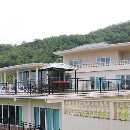 Amanda Villa - Best Value Mountain Top Inn Au Cap Extérieur photo